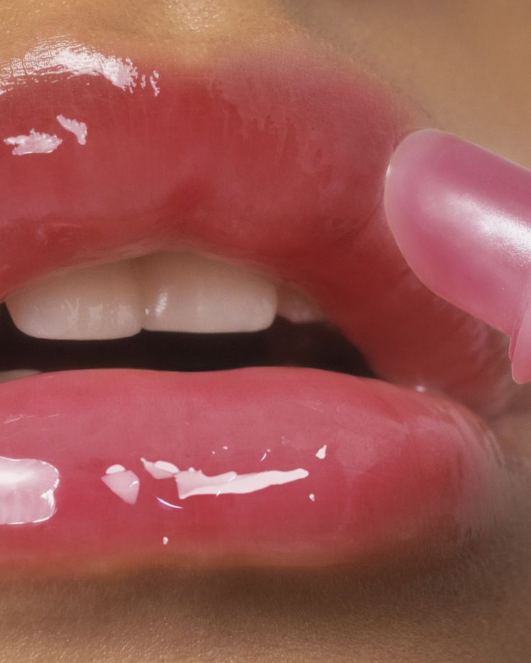 The Perfect Gloss for Every Occasion: How to Style 13-ishh Lip Gloss